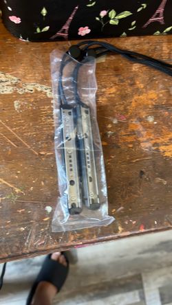 Nintendo switch wrist bands no box but new still in bag