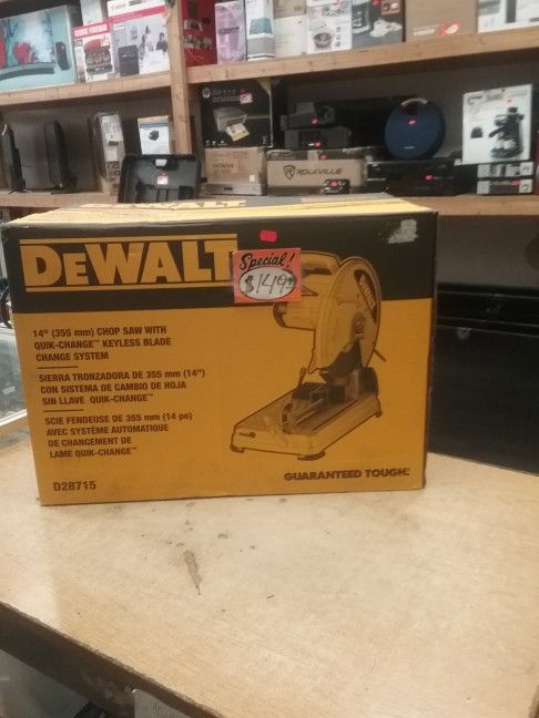 DEWALT - D28715 ,  Chop Saw with QUIK-CHANGE™ Keyless Blade Change System

...