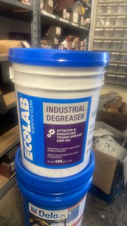 Industrial degreaser