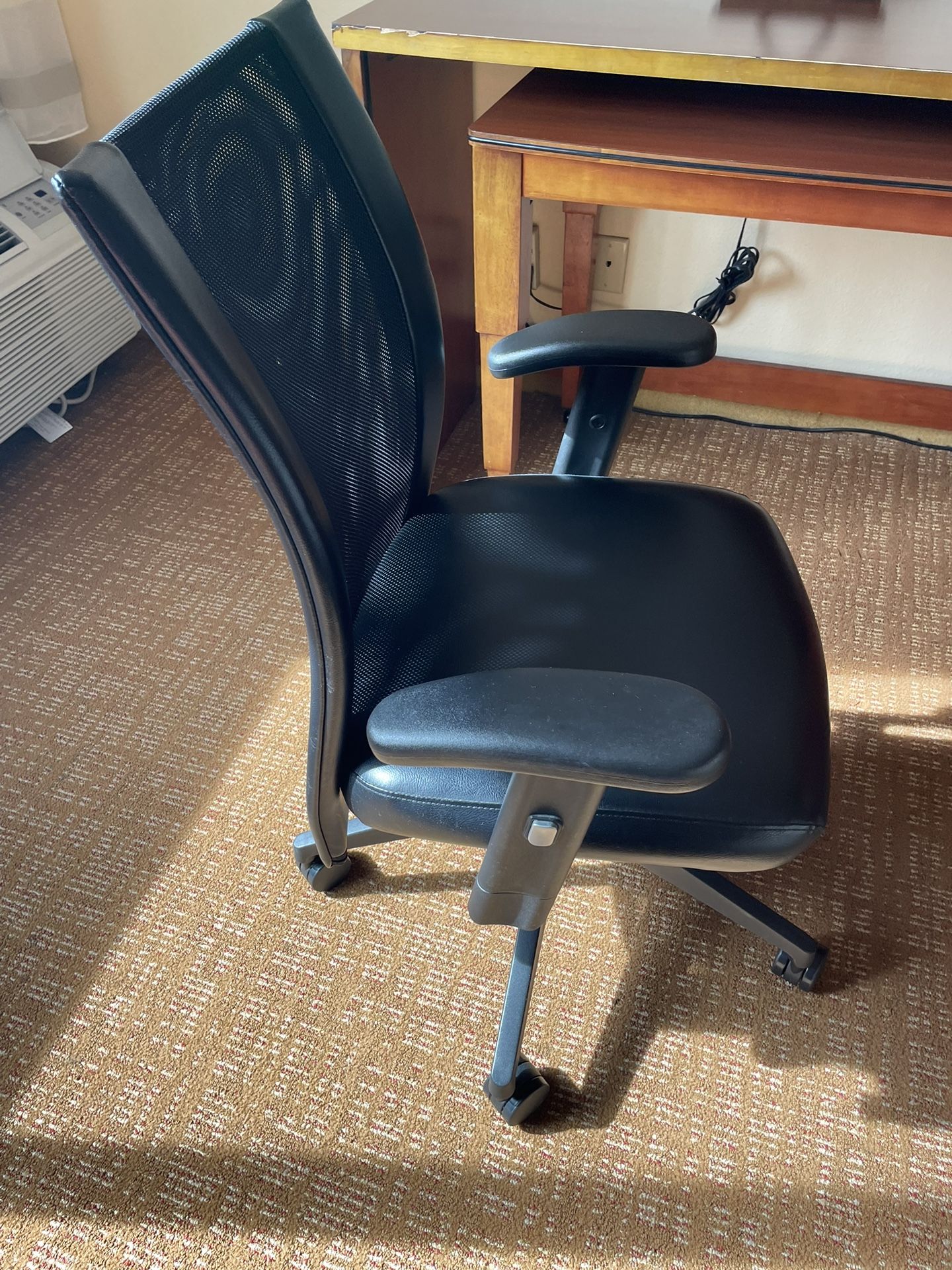 Office Chair For Sale for Sale in Lake Barrington, IL OfferUp