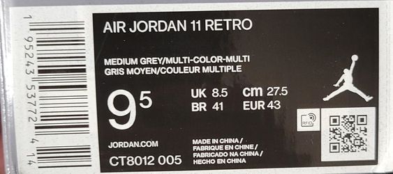 Air Jordan 11 Retro SIZE 9.5