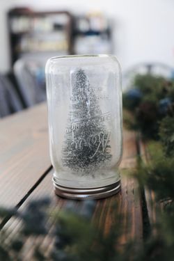 Mason Jar Snow Globe