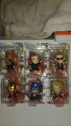 Marvel The Avengers mini figures RARE & HTF