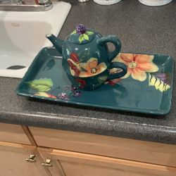 Green Teapot