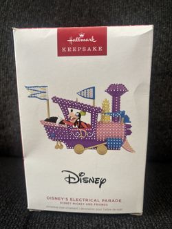 New in box Hallmark Keepsake Disney’s Electrical parade Goofy ornament