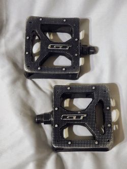 GT Tenderizer Style BMX Platform Pedals 9/16
