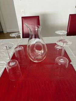 Glass Wine Decanter with 4 Wine Glasses