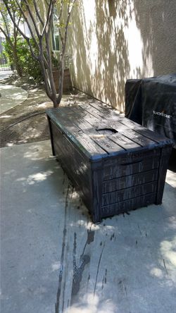 Deck Box