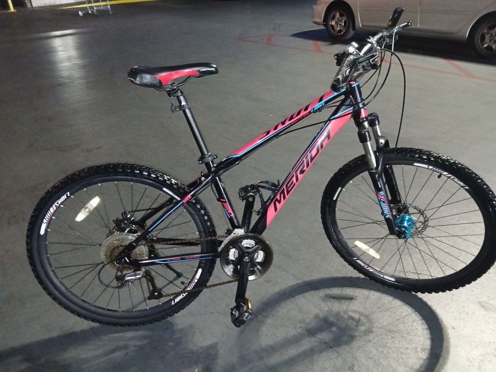 Merida Australian Custom High Caliper Bikes