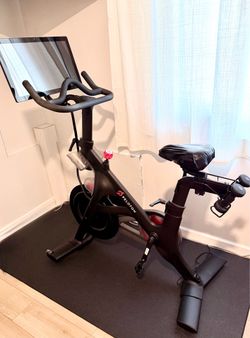 Peloton Bike + Accessory Bundle — Lightly Used
