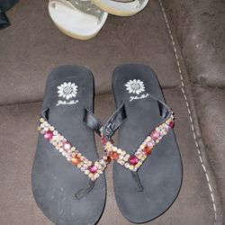 Yellow Box Girls Sandals Sz 13