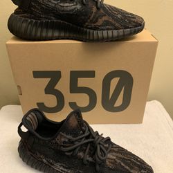 Yeezy 350 V2 Mx Rock Size 8.5 DS