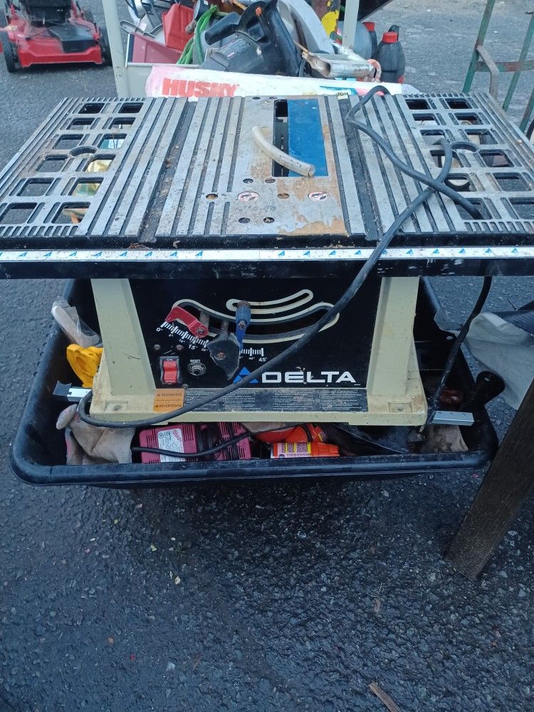 Delta Table Saw