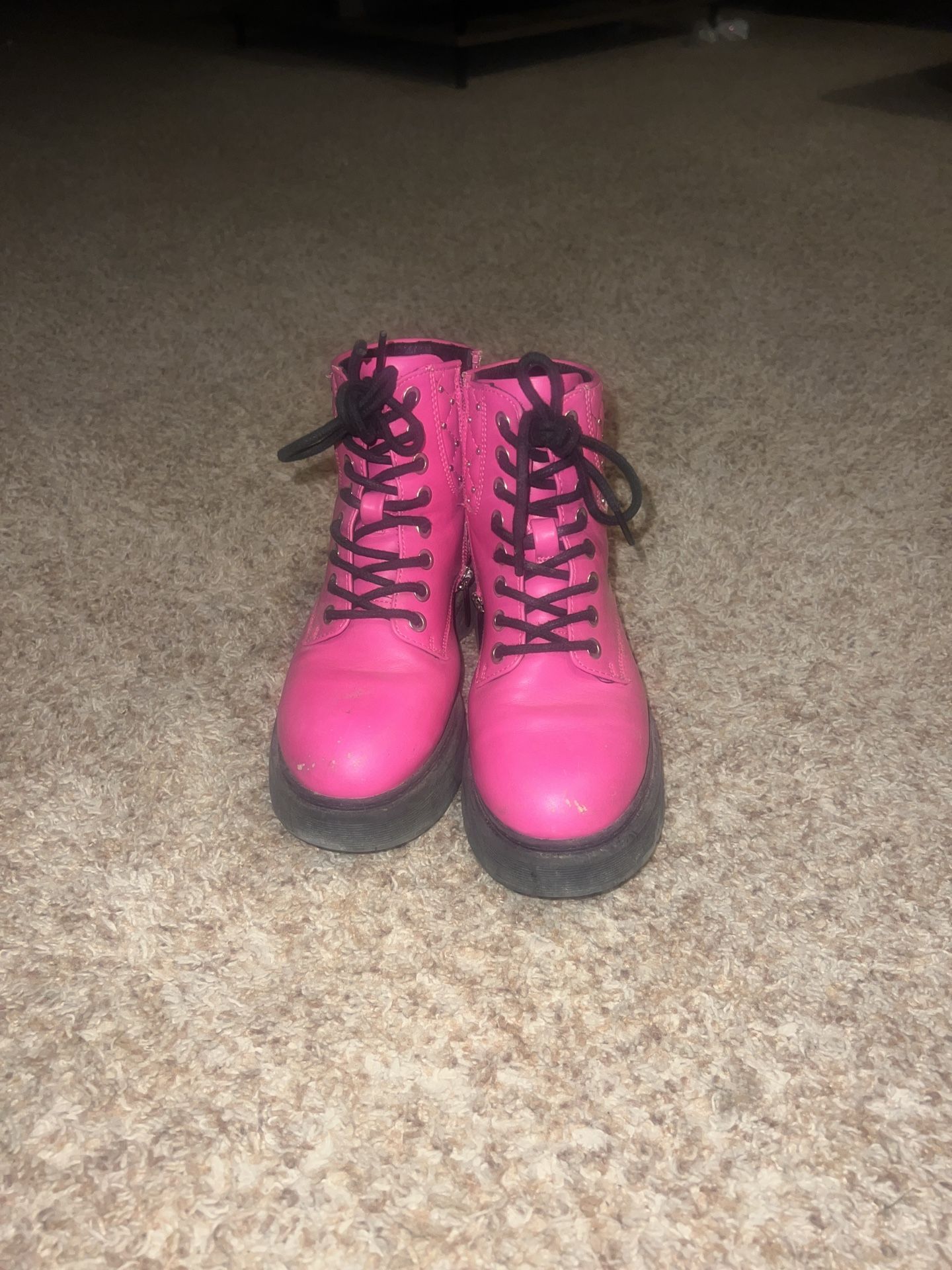 Girl's Size 13 Boots pink Sonoma brand. Scuffs on toes and seam see pics 