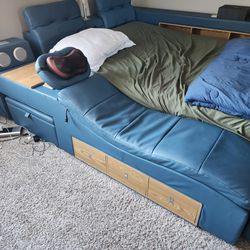 Queen BED!! (BED FRAME ONLY) TECH BED