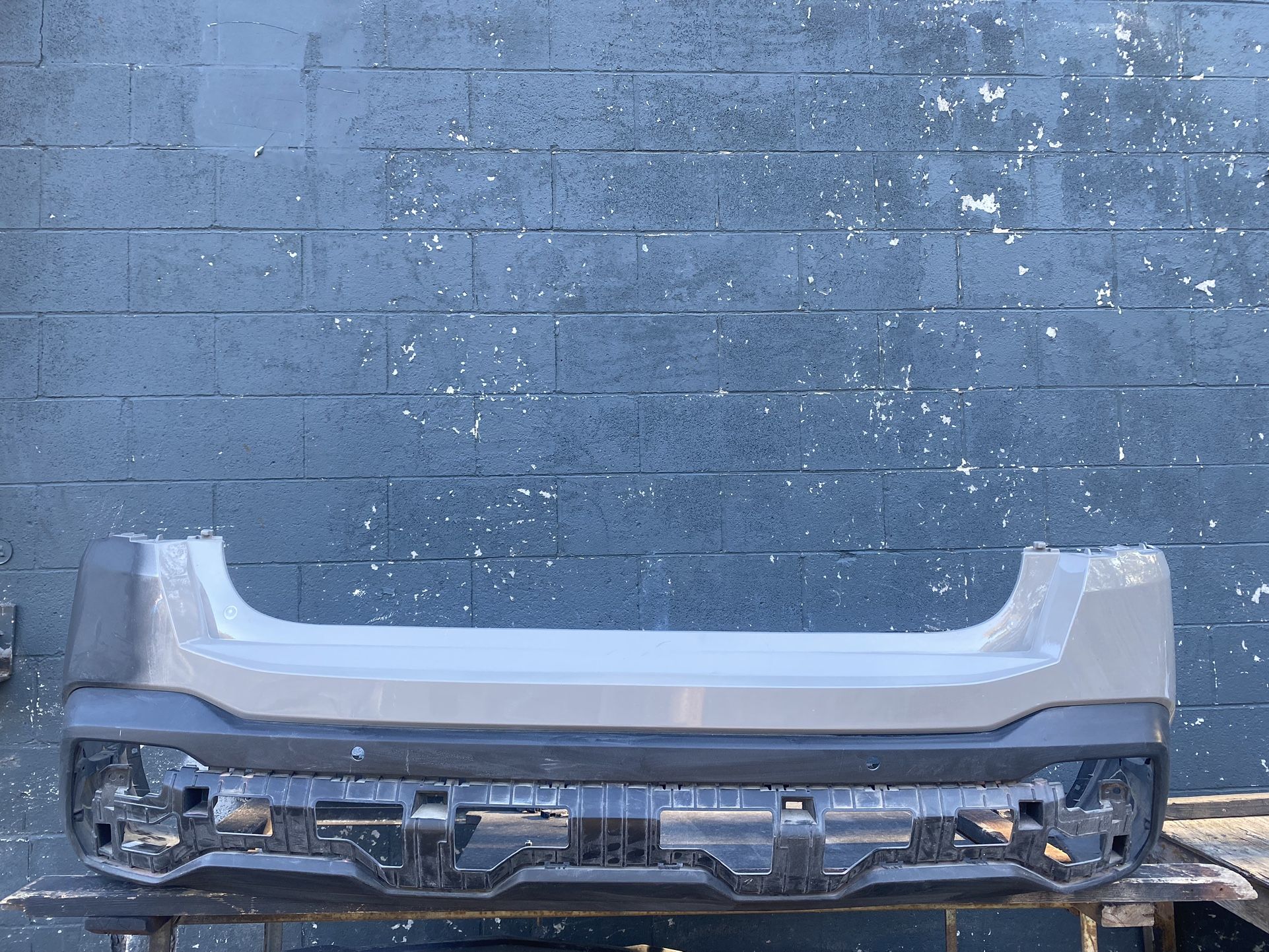 2025 kia sorento rear bumper