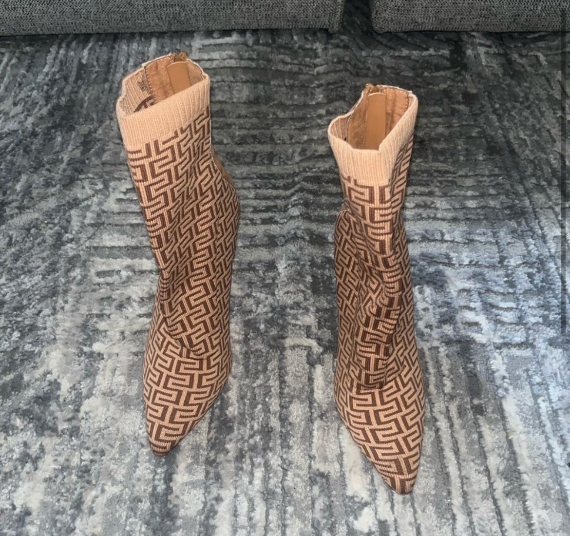 Rudge Heels Side 8