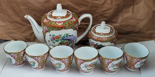 Vintage Chinese Teapot Set