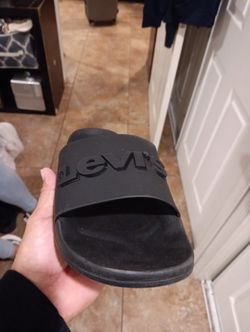 Levi's Slippers