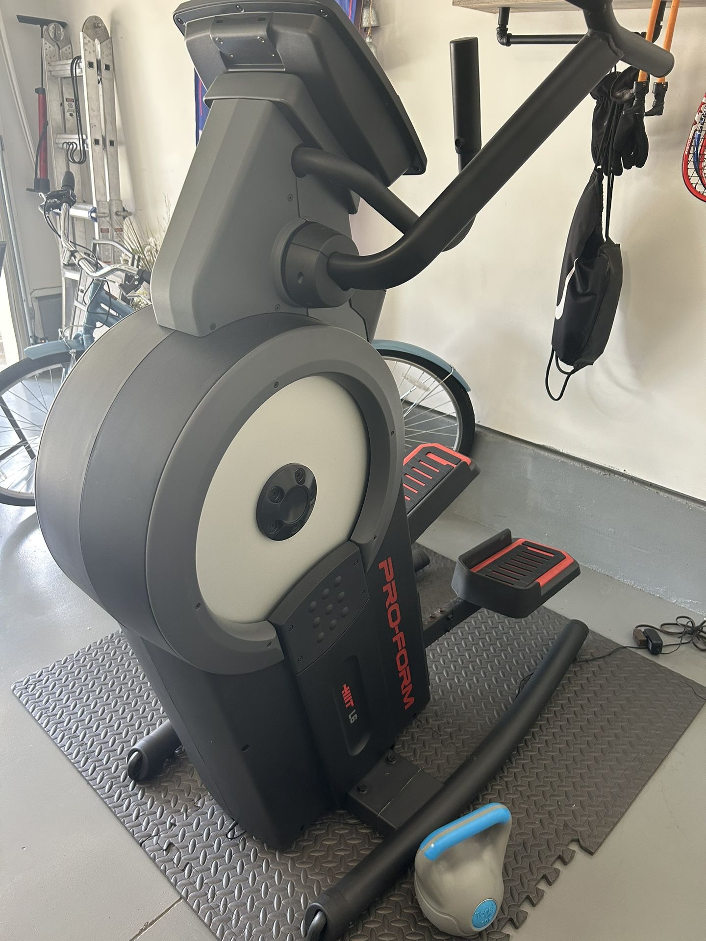Like BRAND NEW: Preform - Elliptical HIIT L6
