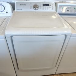 Samsung  Gas Dryer With Auto Sensor Dry In Excellent Working Condition 
