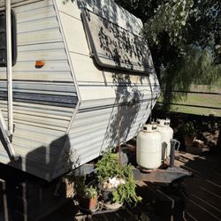 1995 (?) Dutchman Classic 2 Bedroom 36’