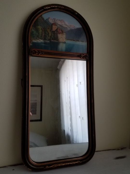 Antique Federal style Mirror