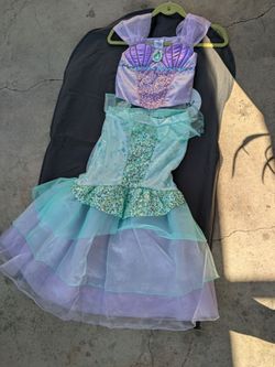 Original Disney Little mermaid costume  size 7/8 y