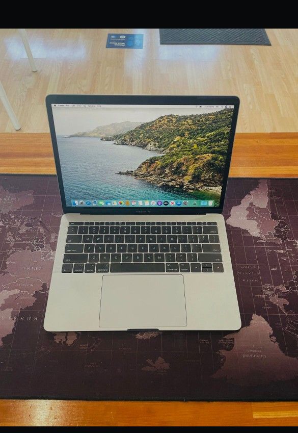 APPLE MACBOOK PRO 13” 2017 i5 8GB 256GB SSD OS VENTURA FULLY FUNCTIONAL