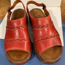 Néw Dansko Rust Sandals size 36