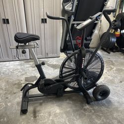 Titan Fitness Fan Bike