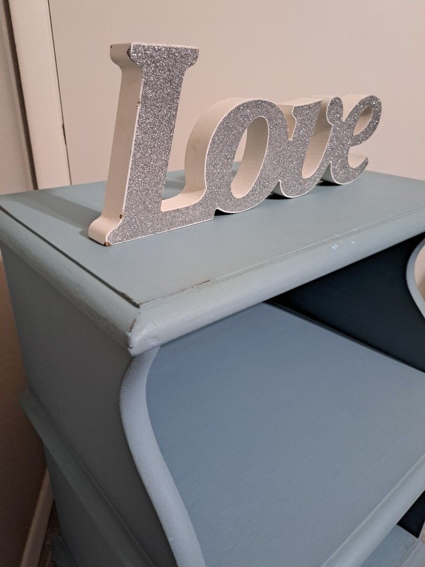 Solid Wood Shelf, RETRO, Vintage (43rd Ave and Peoria)