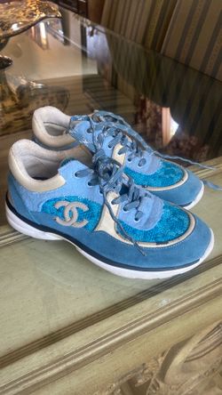 Women’s fashion sneakers shoes size 7.5