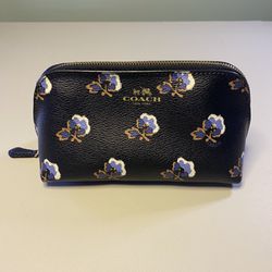 Coach Flower Print with Horse & Carriage Pouch