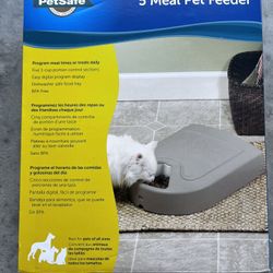 Pet Safe 5 Meal Pet Feeder