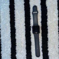 Apple Watch Series 3 – 38mm Aluminum (Good Condition)