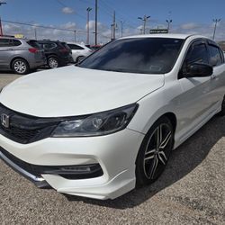 2017 Honda Accord From $ 1,490 Down 