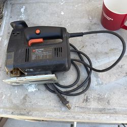 Jig saw black and decker