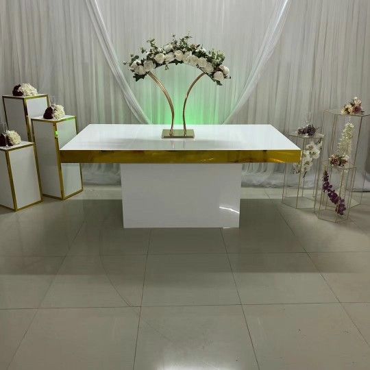 6ft White Elegant Tables