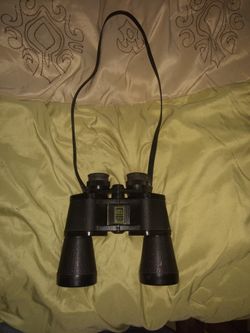 Bushnell Instafocus Binoculars
