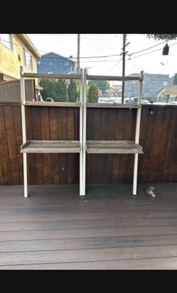 Better Homes and Garden Leaning Desk