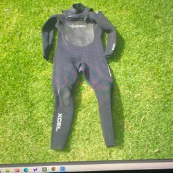 men Xcel Wetsuit Full suit 4/3mm 2XL XXL EX EX LARGE Infiniti CHEST  XZIP