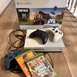Xbox One S 1TB Bundle With 2 Games And 3 Controllers