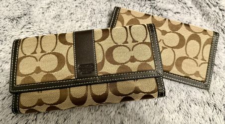 NWT NIB Coach Signature Brown Wallet with Checkbook