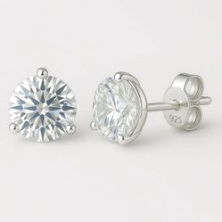 0.5 Ct Moissanite Stud Earrings