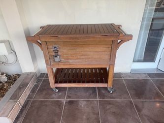 Tommy Bahama 100q Cooler