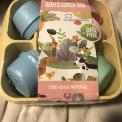 Set Of Bento 🍱 Lunch Containers (please Read Description)