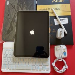 256gb Apple IPad 10th Generation (10.9” Liquid Retina / 2022 model) with pen, keyboard, case & Accessories (warranty 2026) 