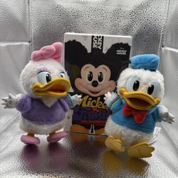 Popmart Mickey’s Family Cute Together 