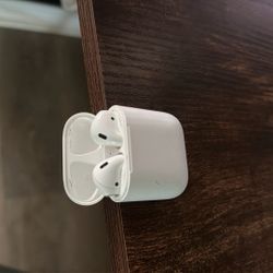 AirPods